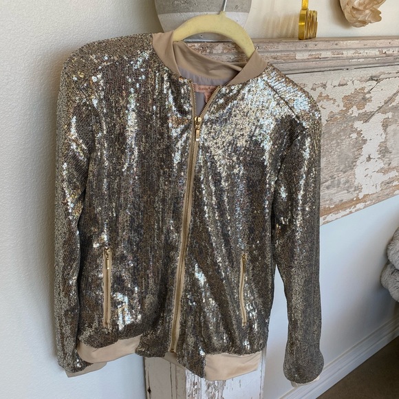 Gold Sequin Jacket - Picture 3 of 4